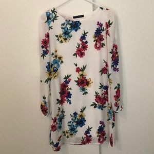 ⚡️Flash sale⚡️EUC Lulu’s🌸💐floral 🌻shift dress